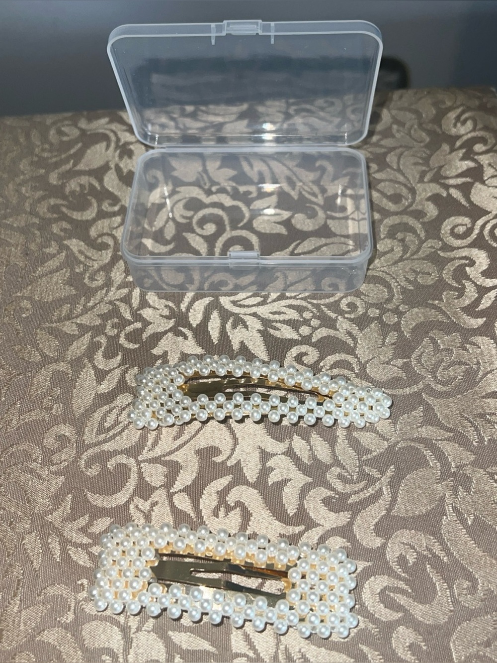 Set Of 2 White Faux Pearl Snap Hair Clips Barrettes